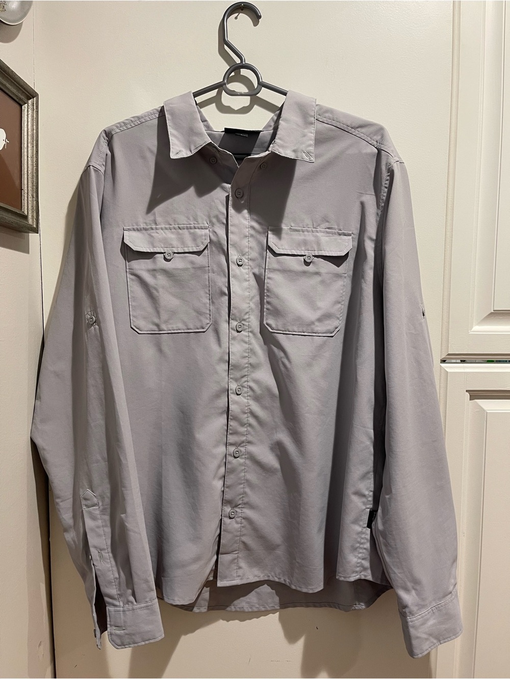 Patagonia Self Guided Hike Shirt Men's Size Large Gray Button Down Shirt